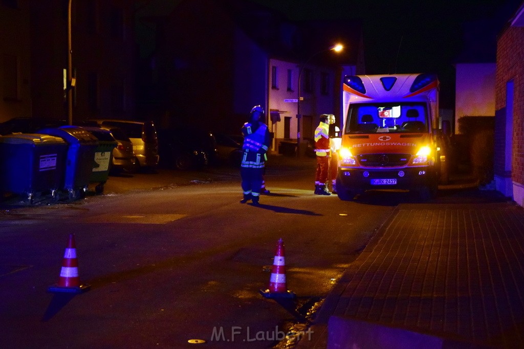 Feuer 2 Koeln Porz Langel Hinter der Kirche P164.JPG - Miklos Laubert